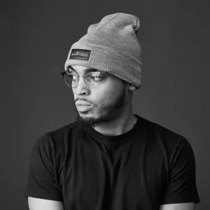 Anothen Basics Beanie - Applique'