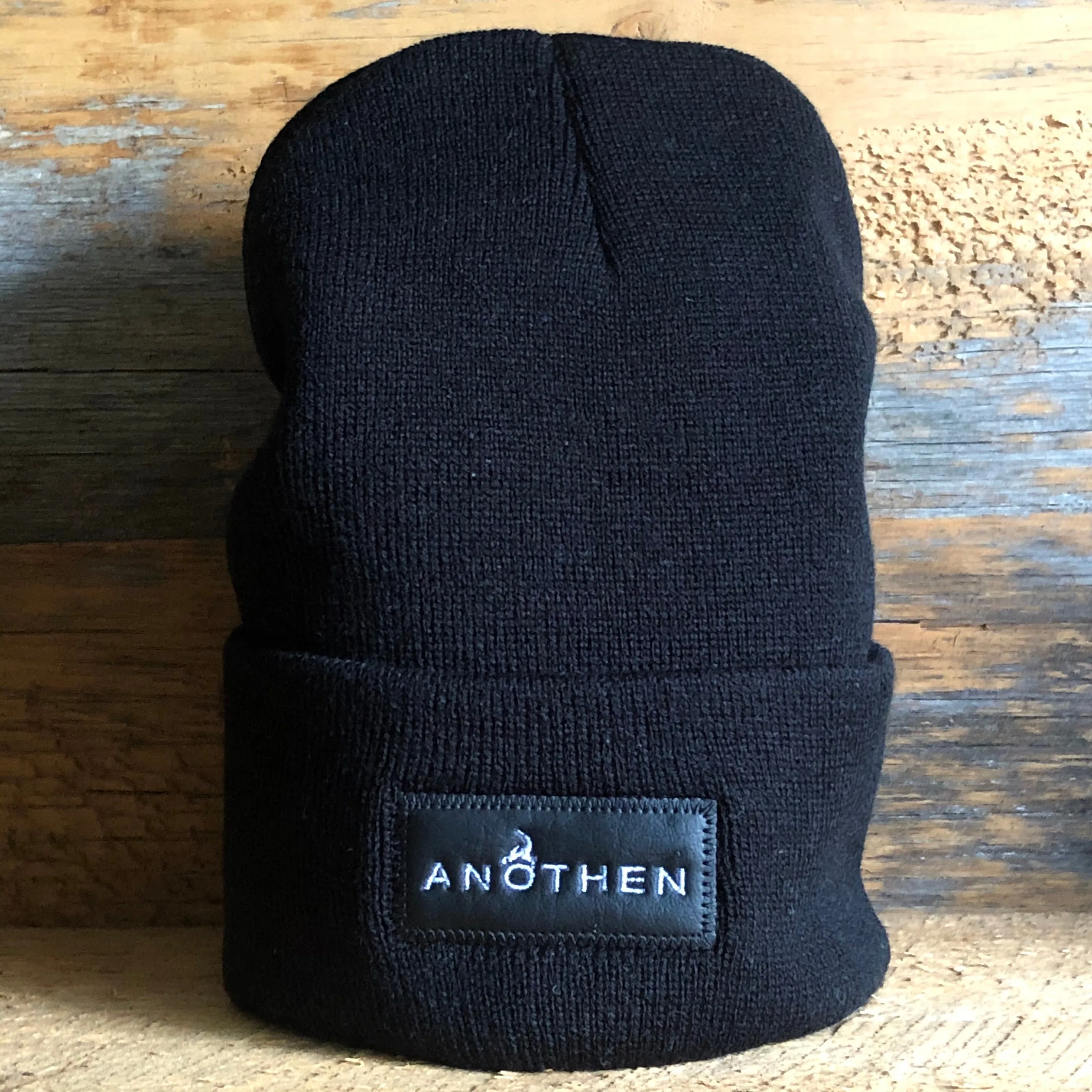 Anothen Basics Beanie - Applique'