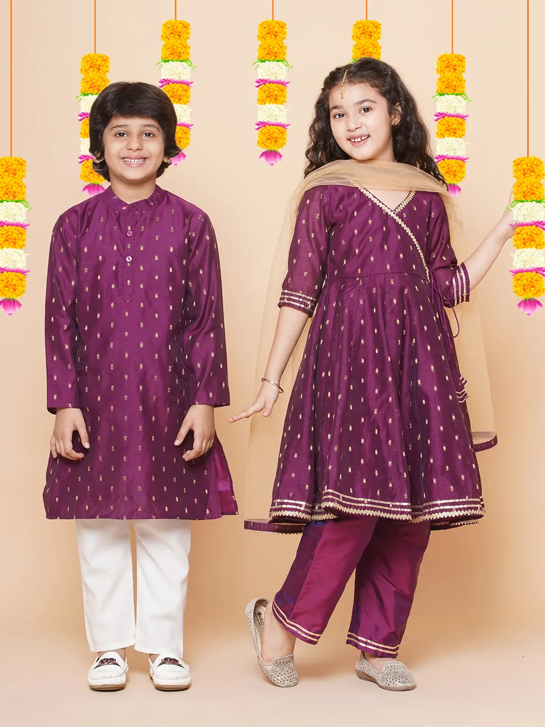 Boys Purple Self Design Booti Kurta with Pyjamas