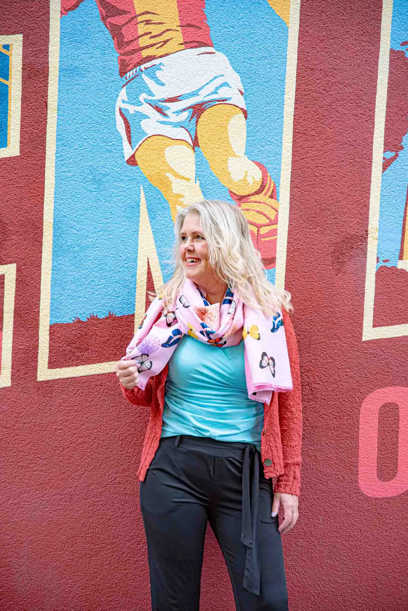 Tantilly classic scarf- pink butterfly
